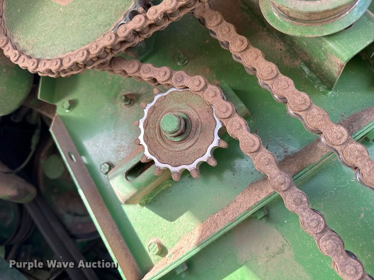 image for item EG6169 1984 John Deere Turbo 7720 combine