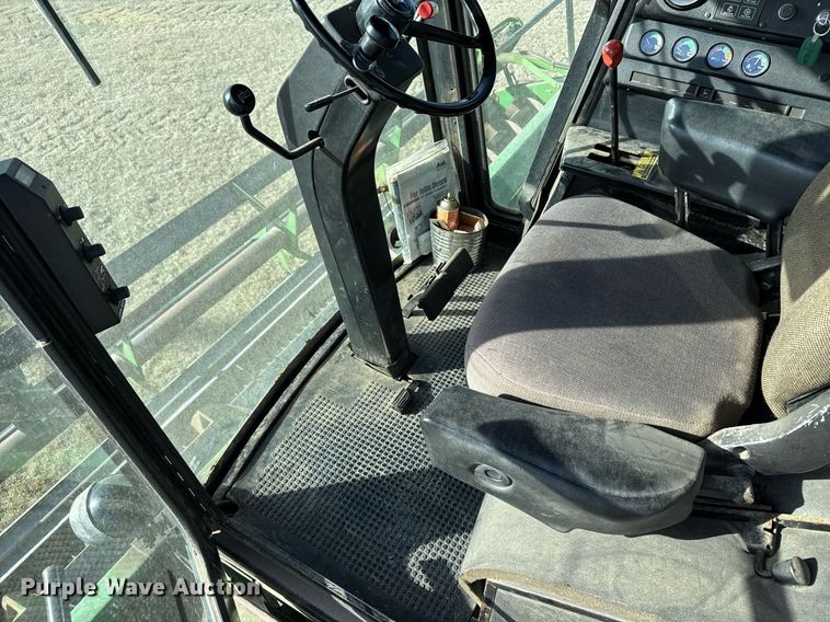 image for item EG6169 1984 John Deere Turbo 7720 combine