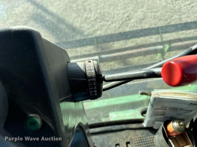 image for item EG6169 1984 John Deere Turbo 7720 combine