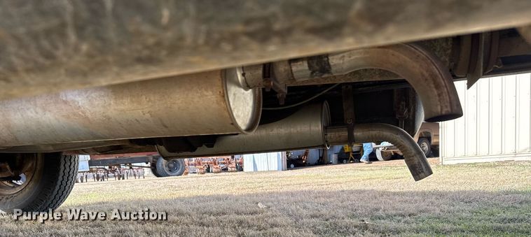 image for item EG6171 1963 International Loadstar 1600 grain truck