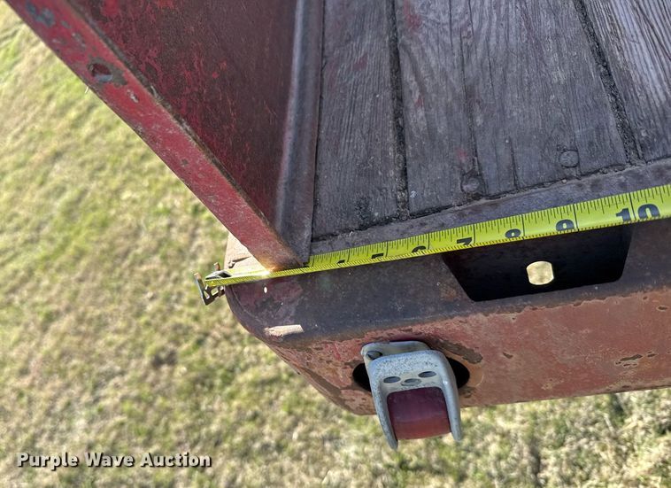 image for item EG6171 1963 International Loadstar 1600 grain truck