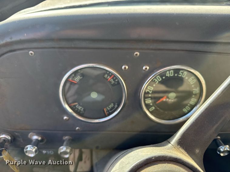 image for item EG6171 1963 International Loadstar 1600 grain truck