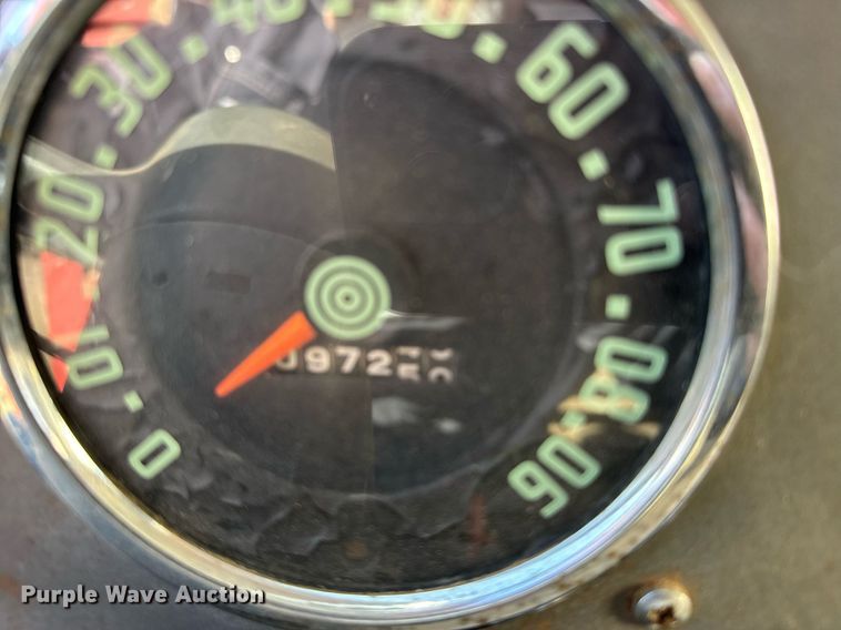 image for item EG6171 1963 International Loadstar 1600 grain truck