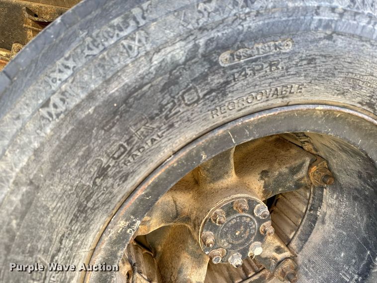 image for item EG6171 1963 International Loadstar 1600 grain truck