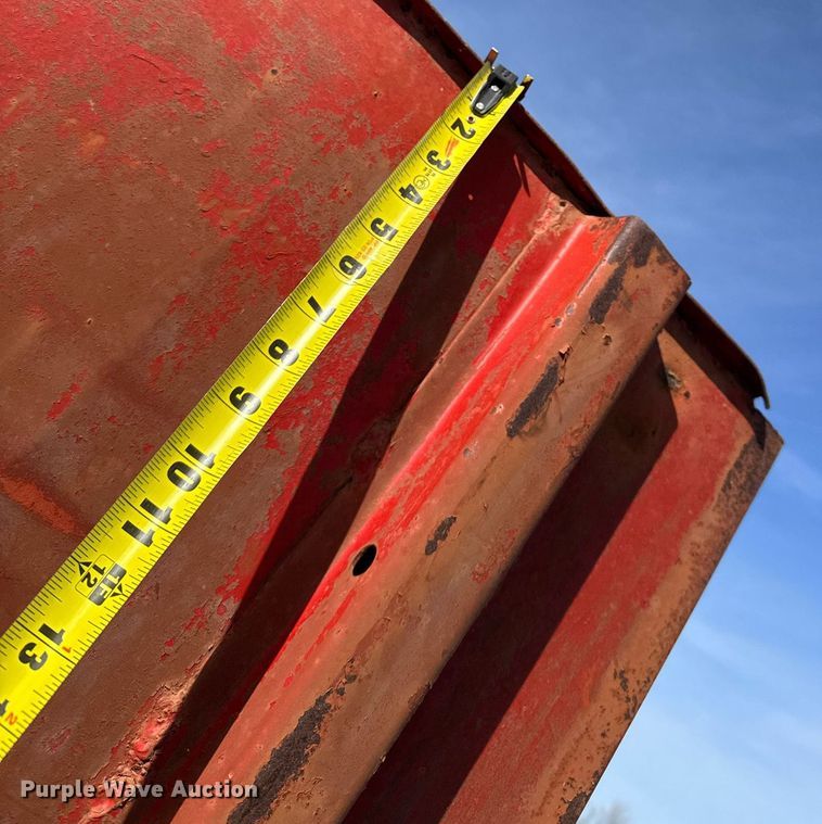 image for item EG6172 1974 Chevrolet C60 grain truck