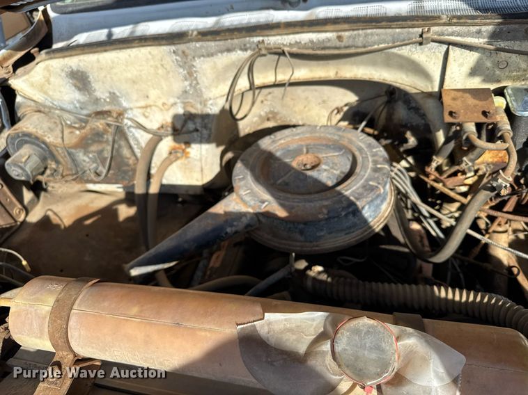 image for item EG6172 1974 Chevrolet C60 grain truck