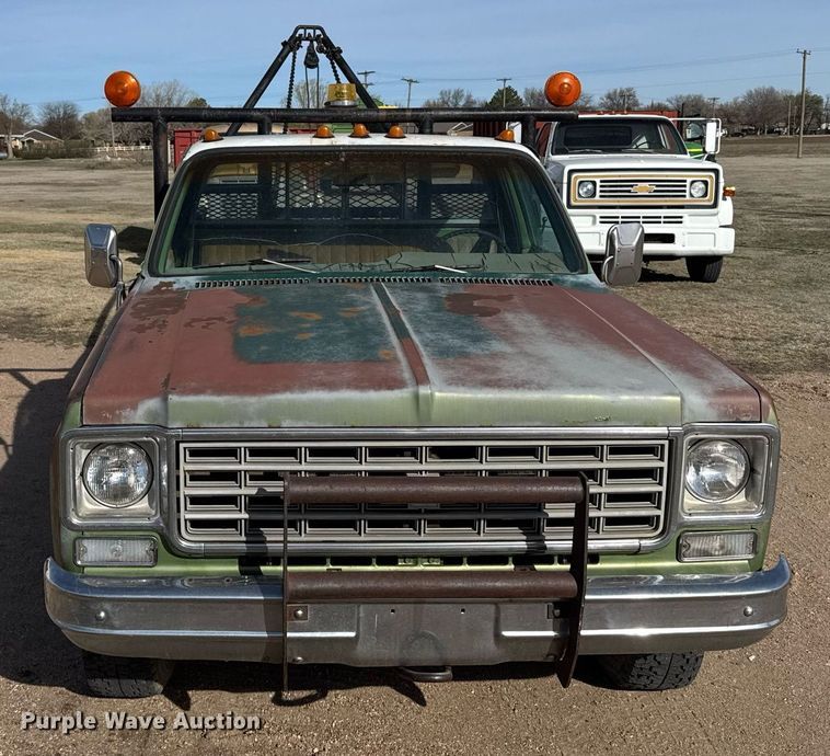 image for item EG6173 1976 Chevrolet C30 winch truck