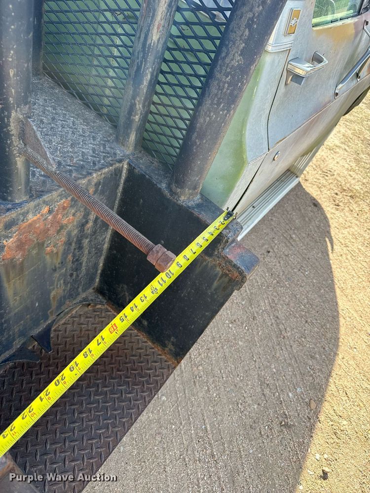 image for item EG6173 1976 Chevrolet C30 winch truck