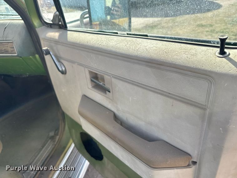 image for item EG6173 1976 Chevrolet C30 winch truck