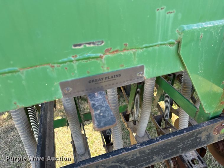 image for item EG6184 Great Plains DDP3 grain drill