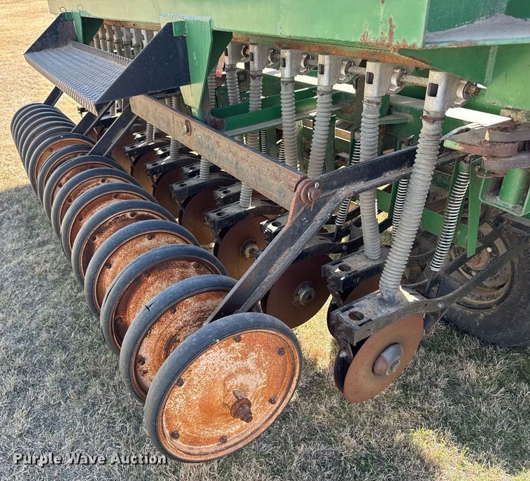 image for item EG6184 Great Plains DDP3 grain drill