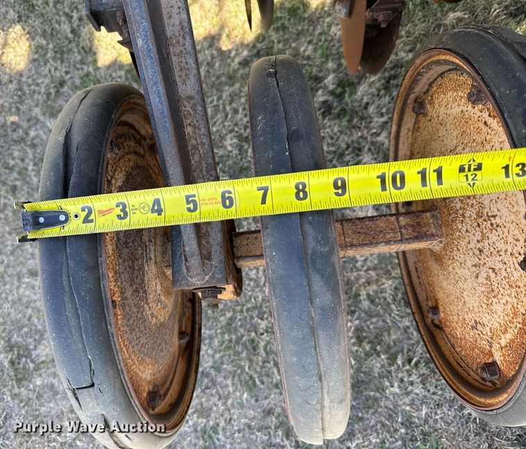 image for item EG6184 Great Plains DDP3 grain drill