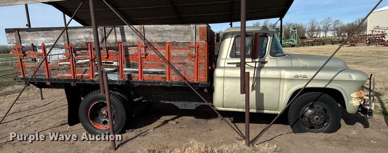 image for item EG6186 1955 GMC grain truck