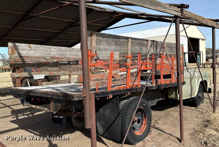 image for item EG6186 1955 GMC grain truck