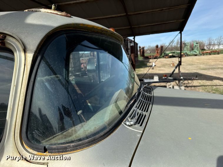 image for item EG6186 1955 GMC grain truck