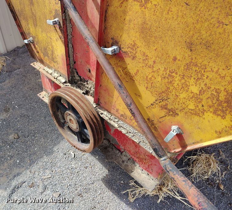 image for item EH0220 Van Dale feed mixer bed