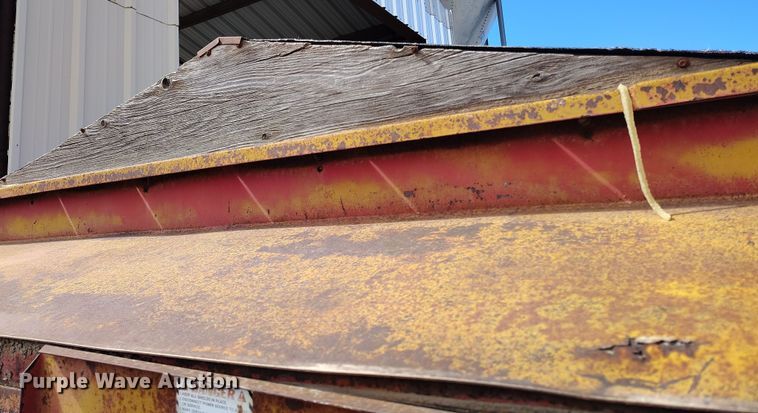 image for item EH0220 Van Dale feed mixer bed