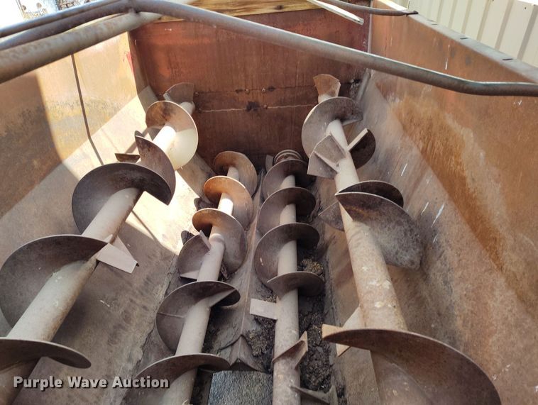 image for item EH0220 Van Dale feed mixer bed