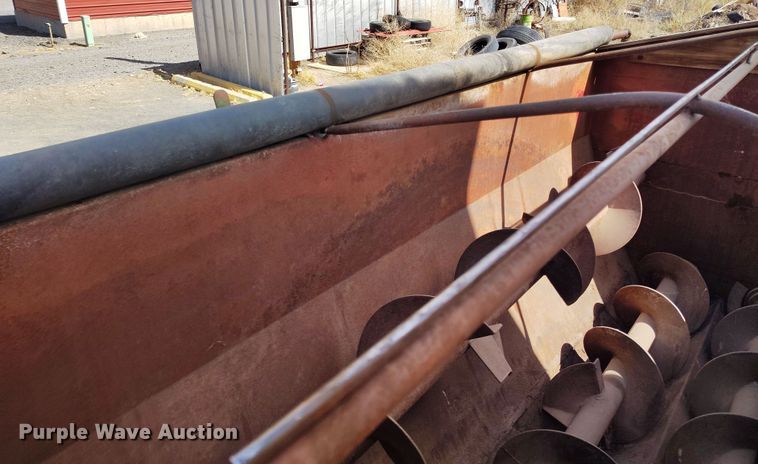 image for item EH0220 Van Dale feed mixer bed