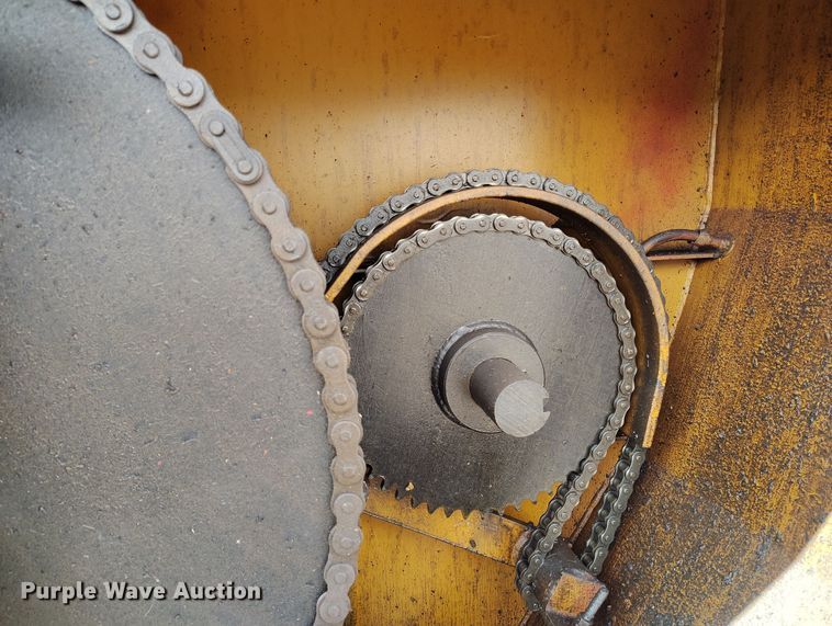 image for item EH0220 Van Dale feed mixer bed