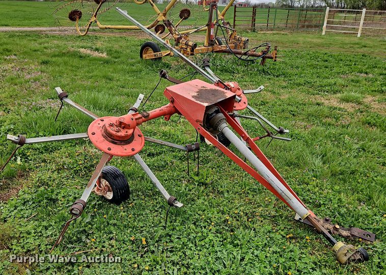 image for item EI8926 G2LP hay tedder