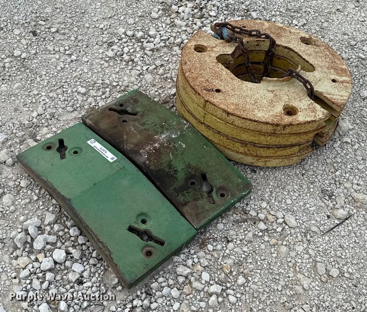 image for item EJ3578 John Deere 3020 tractor weights