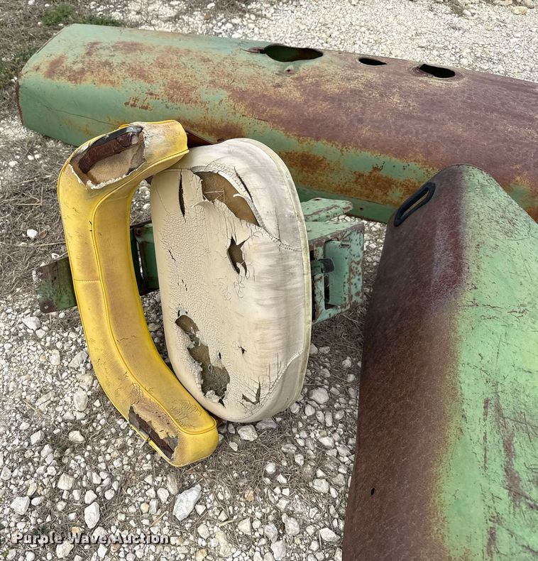 image for item EJ3579 John Deere 4020 tractor parts