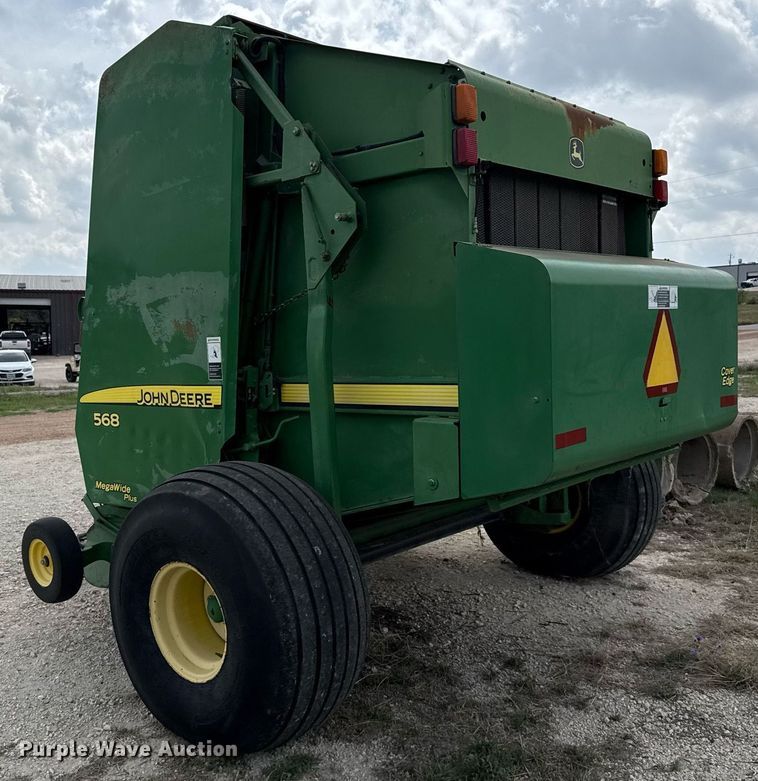 image for item EJ3583 2007 John Deere 568 MegaWide Plus round baler