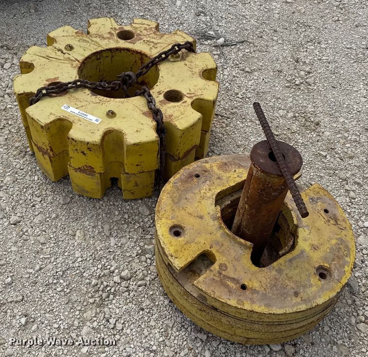image for item EJ3584 (6) John Deere 4020 wheel weights
