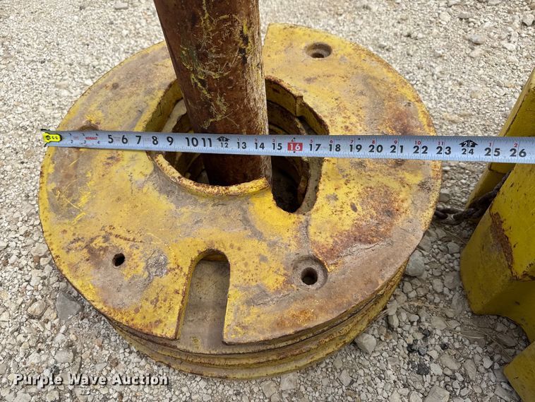 image for item EJ3584 (6) John Deere 4020 wheel weights