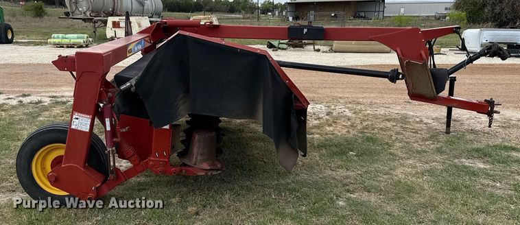 image for item EJ3586 2010 New Holland H6830 disc mower