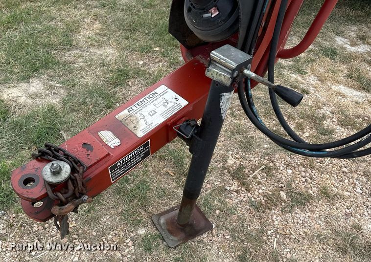 image for item EJ3586 2010 New Holland H6830 disc mower