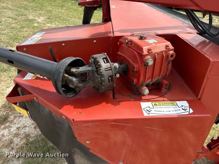 image for item EJ3586 2010 New Holland H6830 disc mower