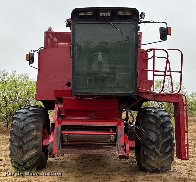 image for item EJ3605 1991 Case IH 1680 Axial-Flow combine