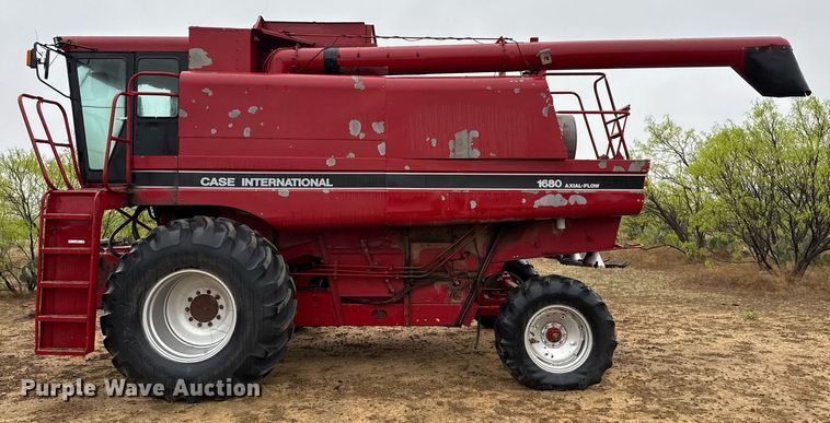 image for item EJ3605 1991 Case IH 1680 Axial-Flow combine