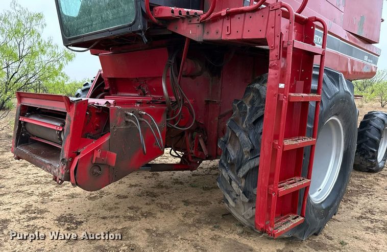image for item EJ3605 1991 Case IH 1680 Axial-Flow combine