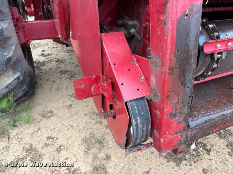image for item EJ3605 1991 Case IH 1680 Axial-Flow combine