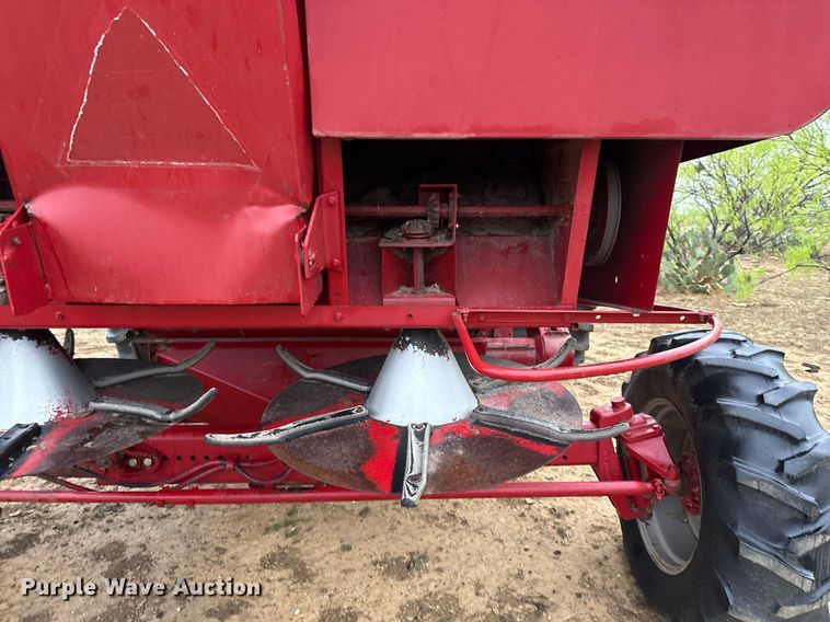 image for item EJ3605 1991 Case IH 1680 Axial-Flow combine