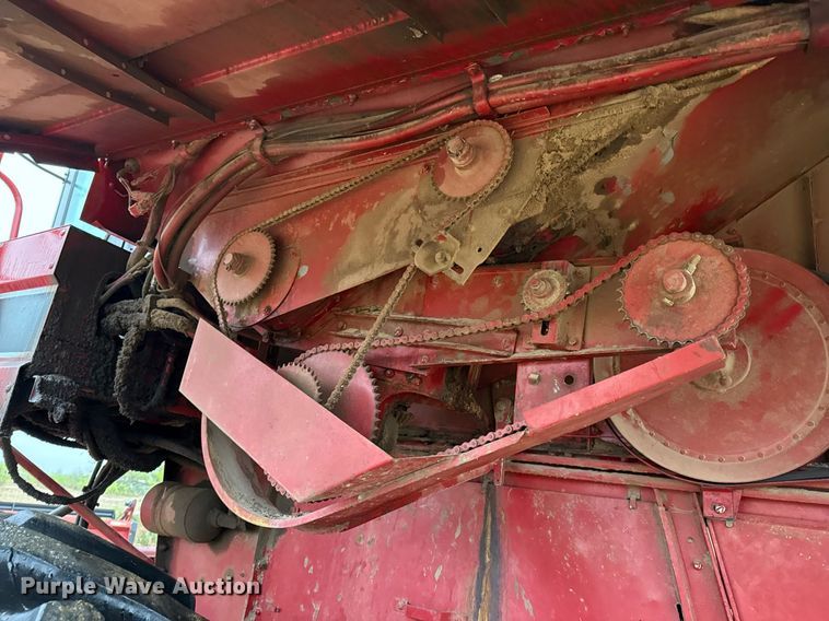 image for item EJ3605 1991 Case IH 1680 Axial-Flow combine