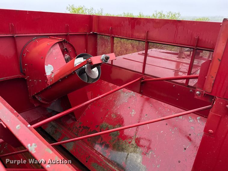 image for item EJ3605 1991 Case IH 1680 Axial-Flow combine