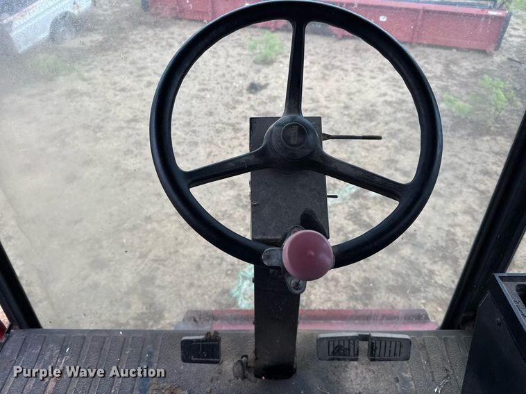 image for item EJ3605 1991 Case IH 1680 Axial-Flow combine