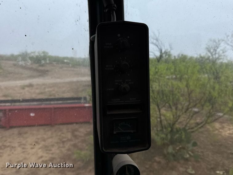 image for item EJ3605 1991 Case IH 1680 Axial-Flow combine