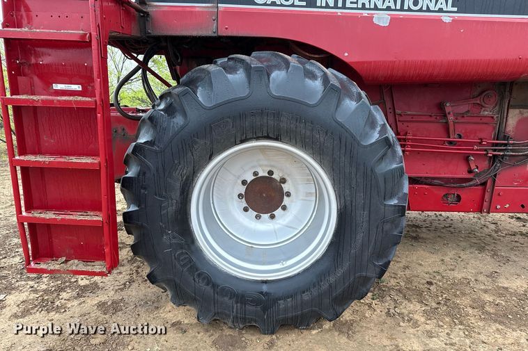 image for item EJ3605 1991 Case IH 1680 Axial-Flow combine