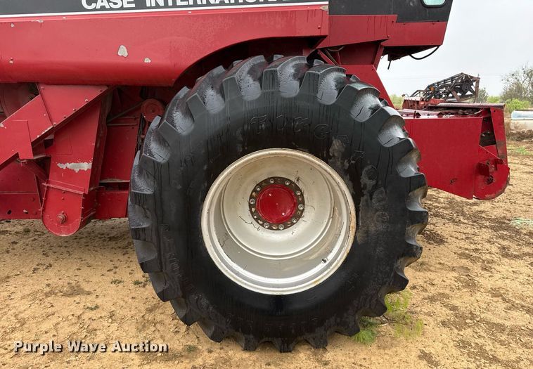 image for item EJ3605 1991 Case IH 1680 Axial-Flow combine