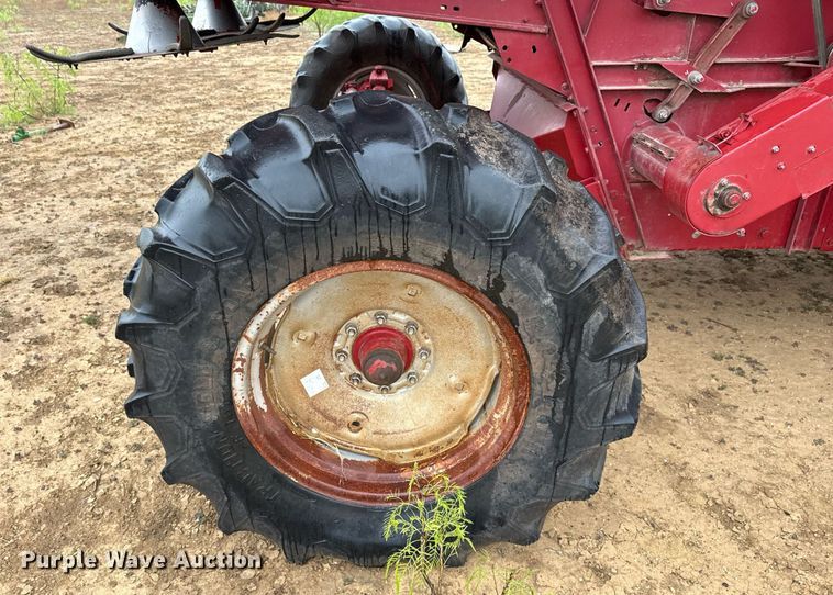 image for item EJ3605 1991 Case IH 1680 Axial-Flow combine