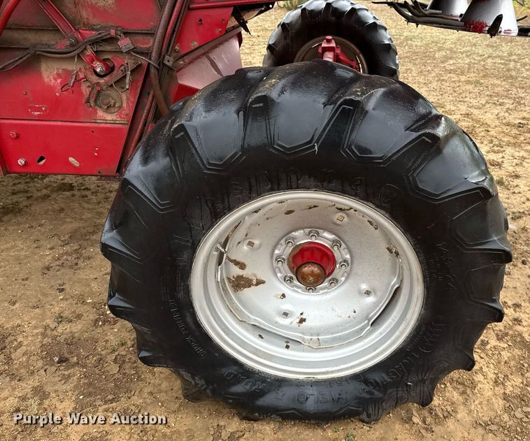 image for item EJ3605 1991 Case IH 1680 Axial-Flow combine