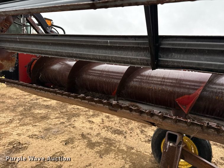 image for item EJ3606 1995 Case 1010 rigid head