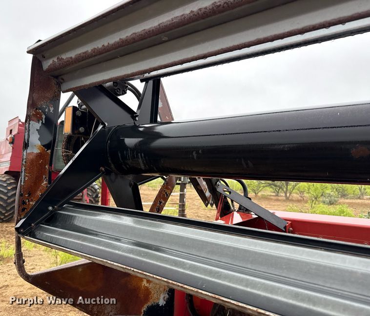 image for item EJ3606 1995 Case 1010 rigid head