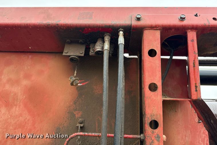 image for item EJ3606 1995 Case 1010 rigid head