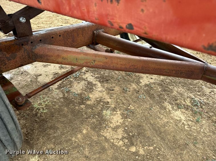 image for item EJ3606 1995 Case 1010 rigid head